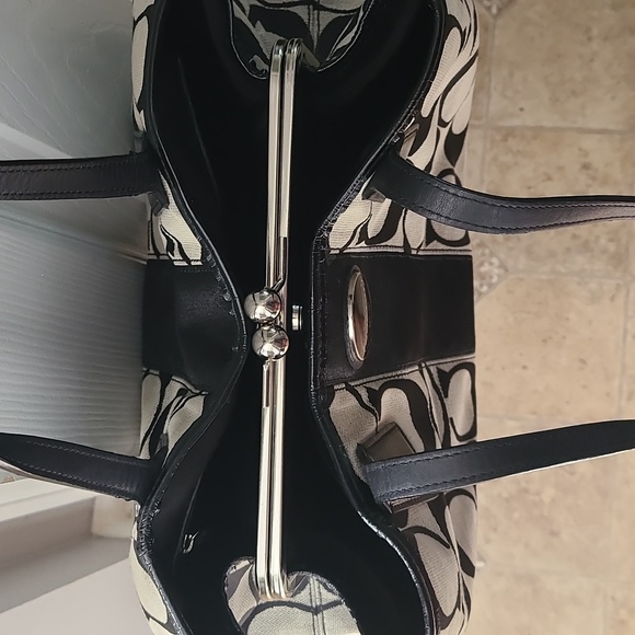 SOLD - Picture 4 of 10